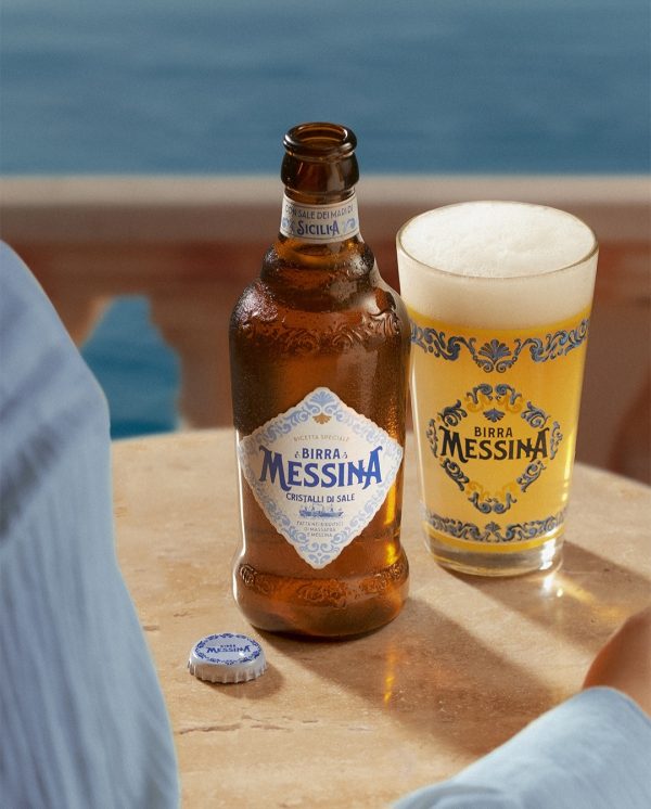 Siciliaans bierglas van birra Messina