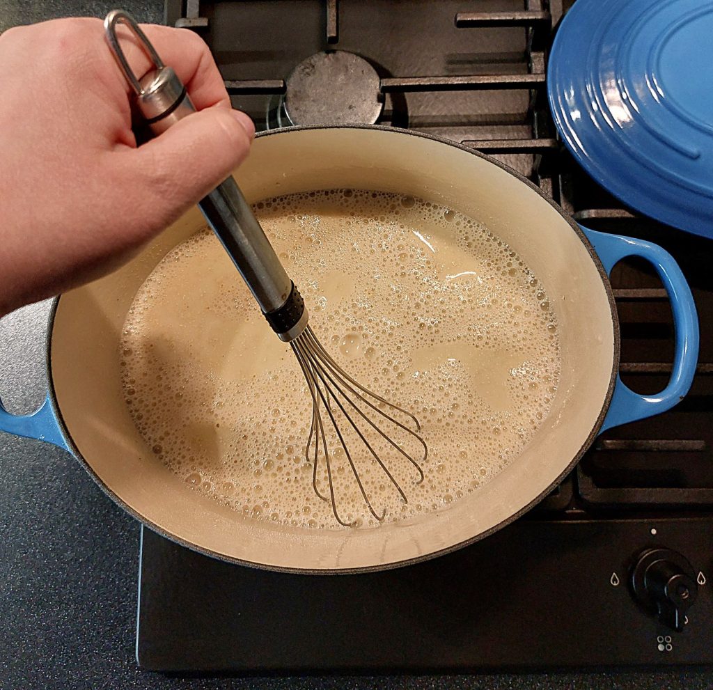 Ingrediënten voor Siciliaanse Panelle doorroeren