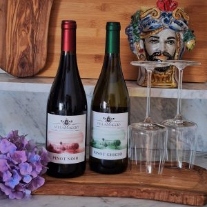 Wijnpakket biologische Siciliaans Pinot Grigio en Pinot Noir