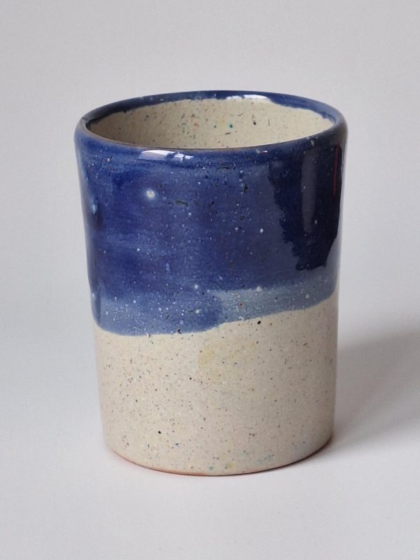 Handgemaakt Siciliaans aardewerk beker, blauw