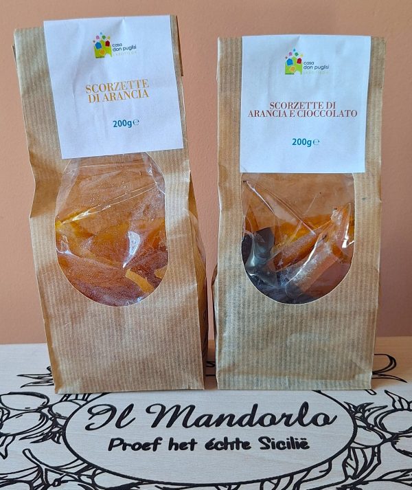 Casa-Don-Puglisi-bucce-di-arancia-candite-con-cioccolato-assort Siciliaanse gekonfijte sinaasappelschillen met en zonder chocolade