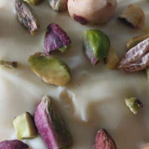 Casa-Don-Puglisi-close-up-Siciliaanse panettone-mandorla